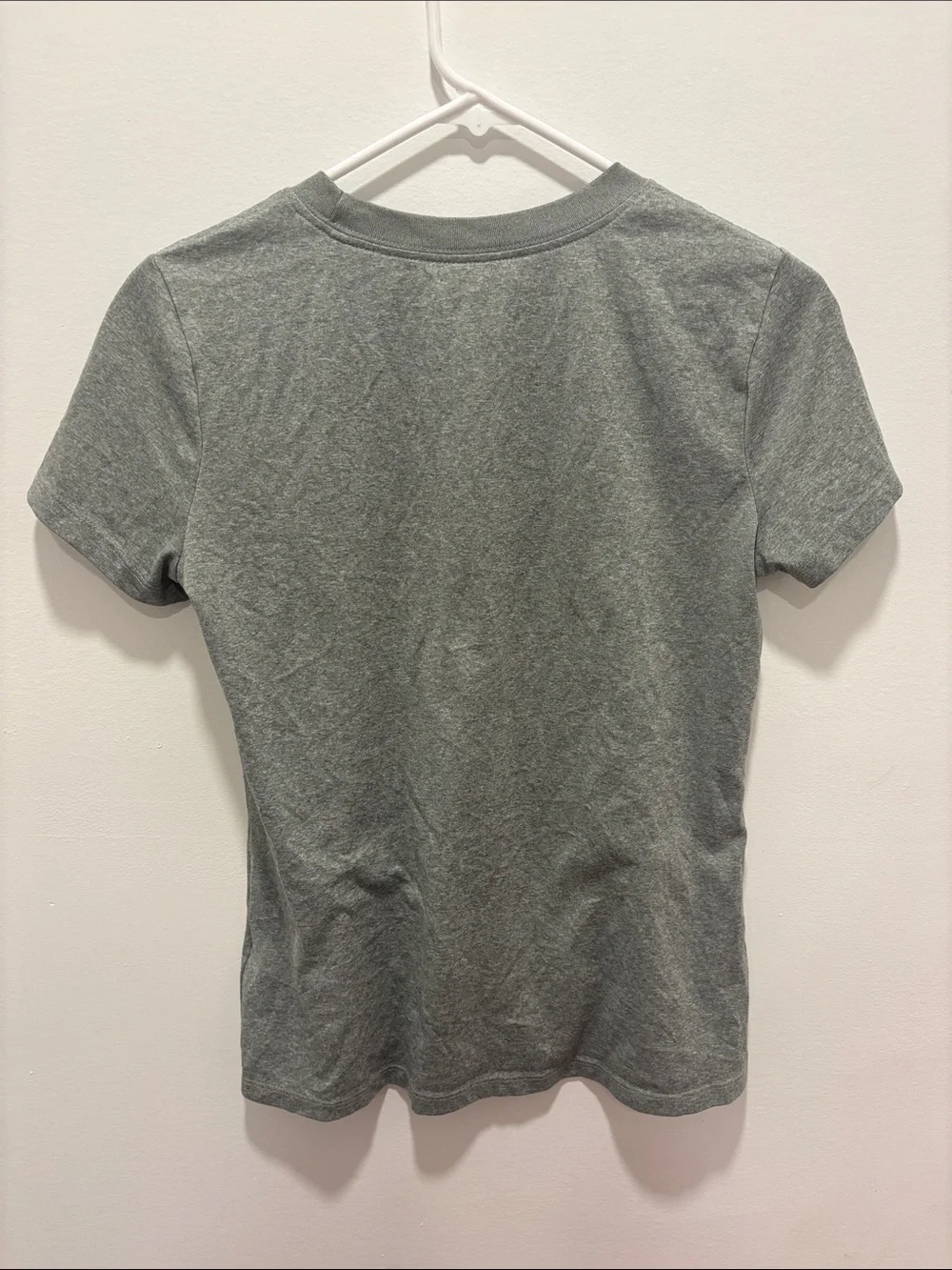 Nike womens Heather Gray Crewneck Tee with Black Swoosh small